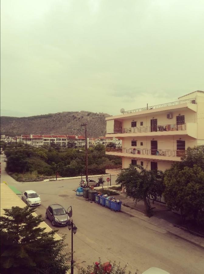 Kolokotroni'S Apartment 나플리오 외부 사진